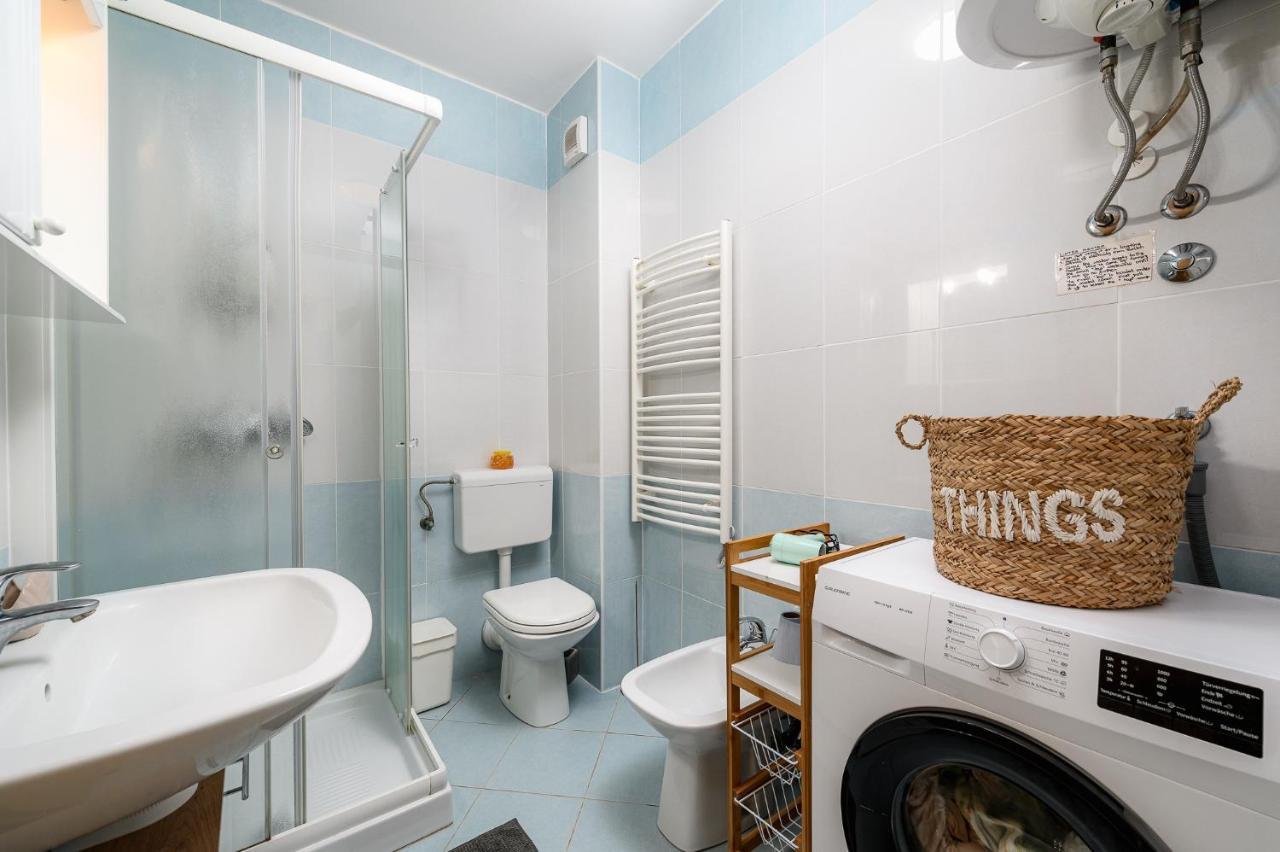 Apartment Ares 13 In Umag Center Esterno foto